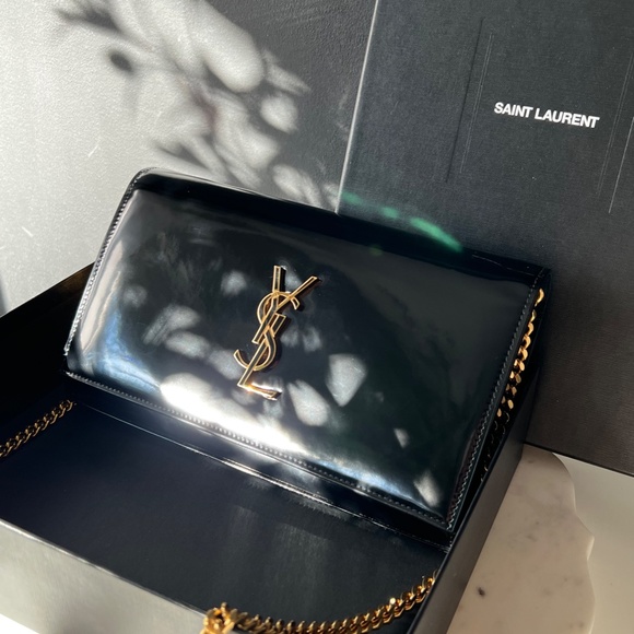 Saint Laurent | Cassandre Glossed Bag - Picture 3 of 17